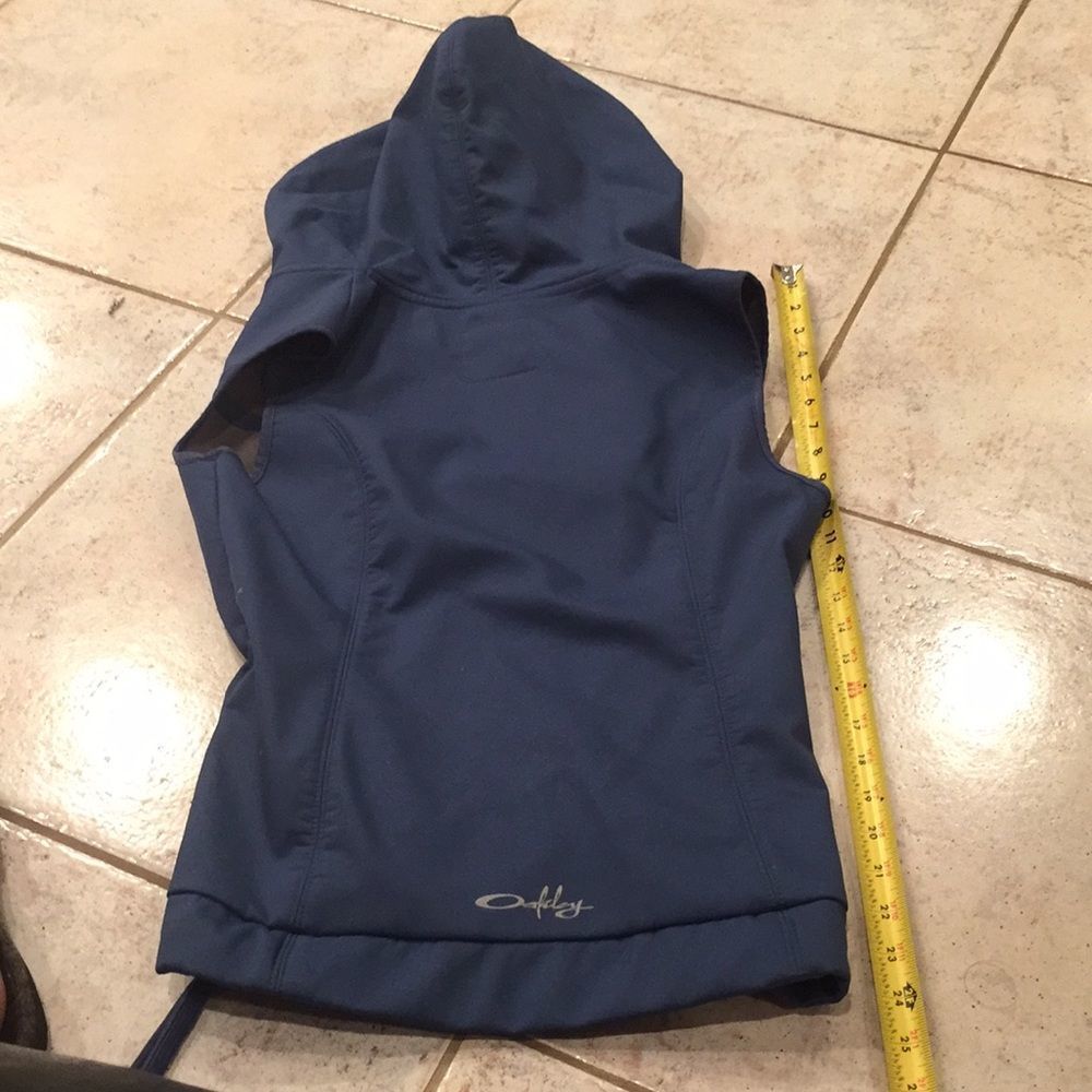 Oakley turquoise Vest - Picture 5 of 8